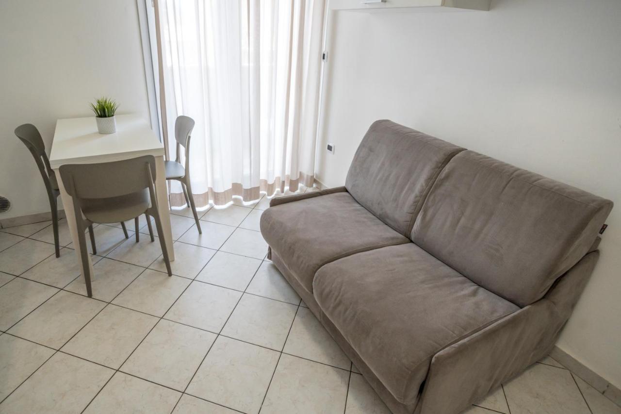 Rimini Bay Suites&Residence Buitenkant foto