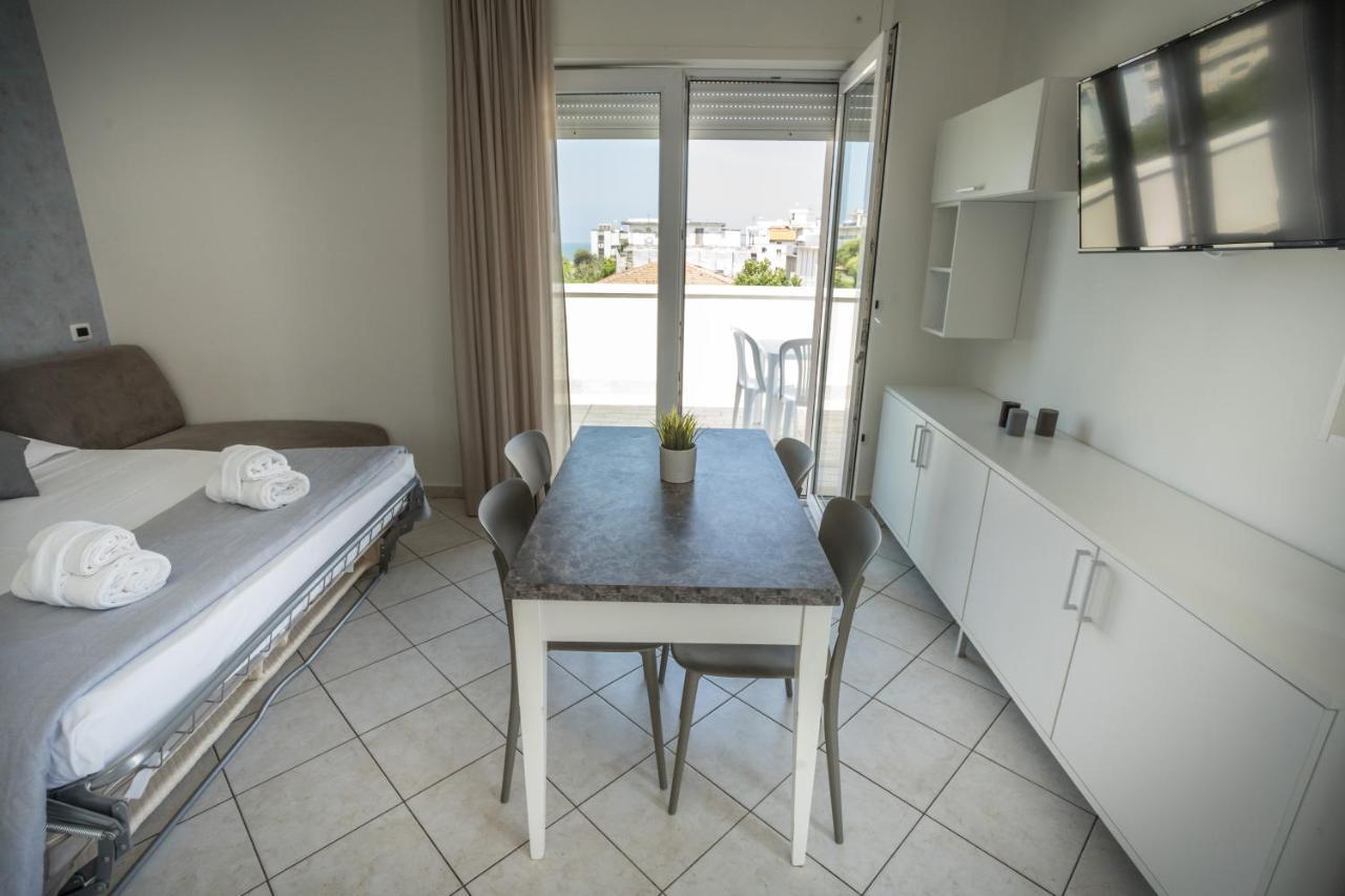 Rimini Bay Suites&Residence Buitenkant foto