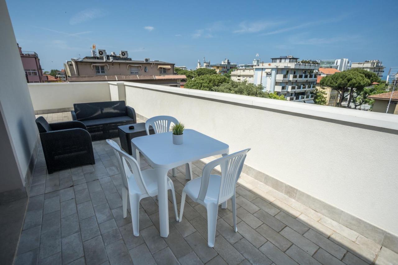 Rimini Bay Suites&Residence Buitenkant foto