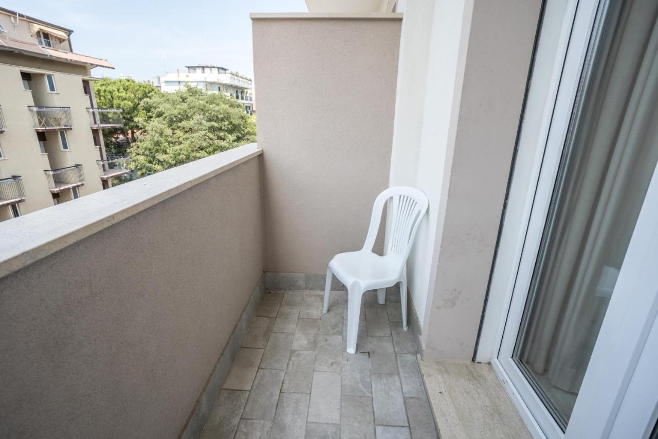Rimini Bay Suites&Residence Buitenkant foto