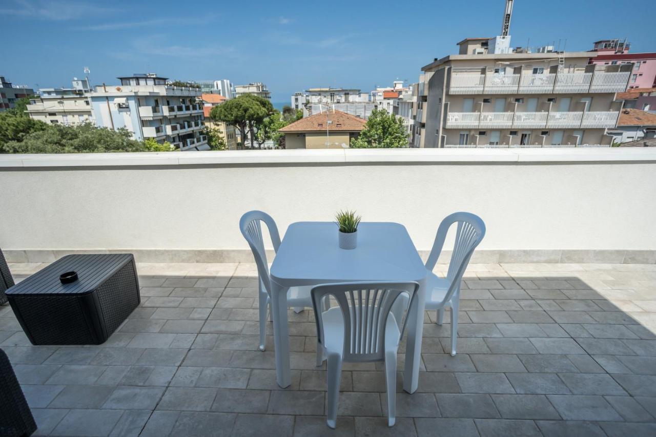Rimini Bay Suites&Residence Buitenkant foto