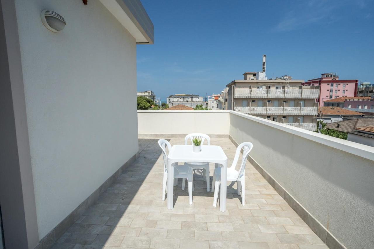 Rimini Bay Suites&Residence Buitenkant foto
