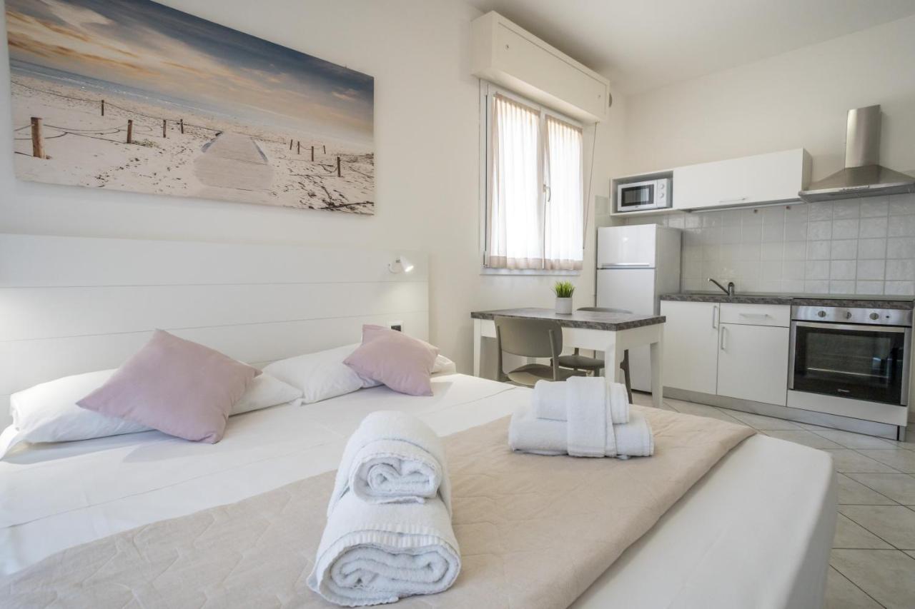 Rimini Bay Suites&Residence Buitenkant foto