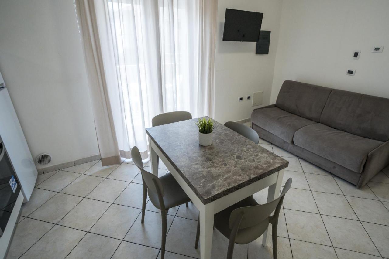 Rimini Bay Suites&Residence Buitenkant foto