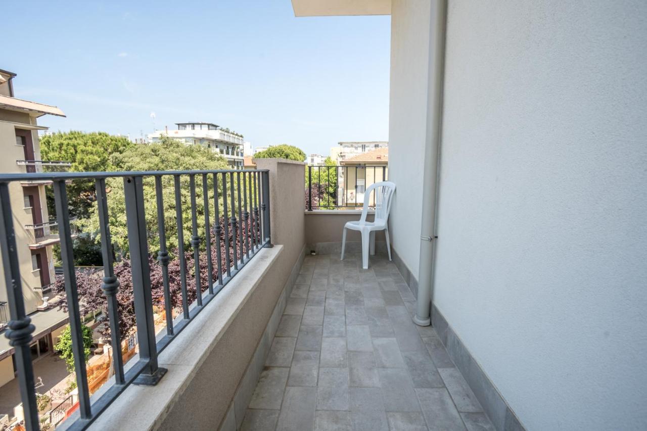 Rimini Bay Suites&Residence Buitenkant foto